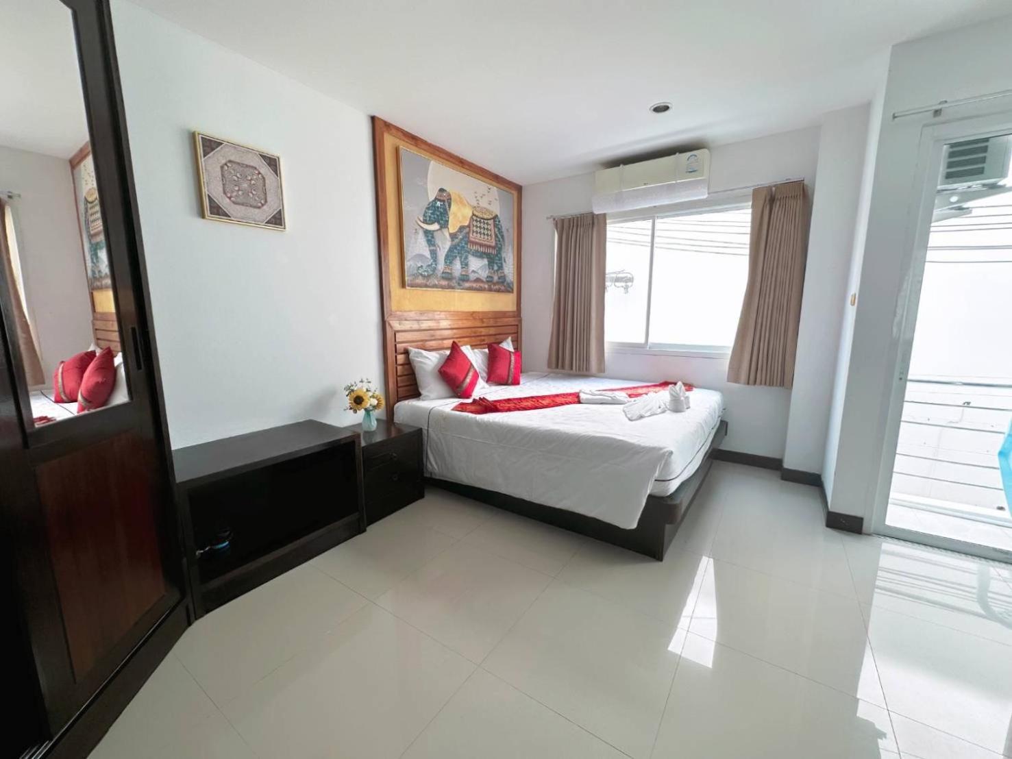 Patong Abby'S House Hotel מראה חיצוני תמונה