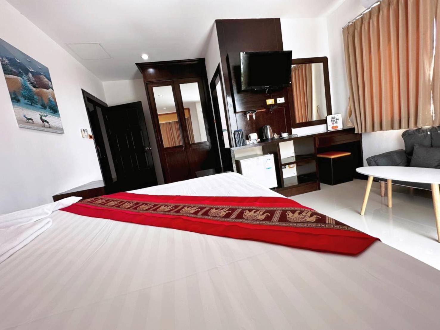 Patong Abby'S House Hotel מראה חיצוני תמונה