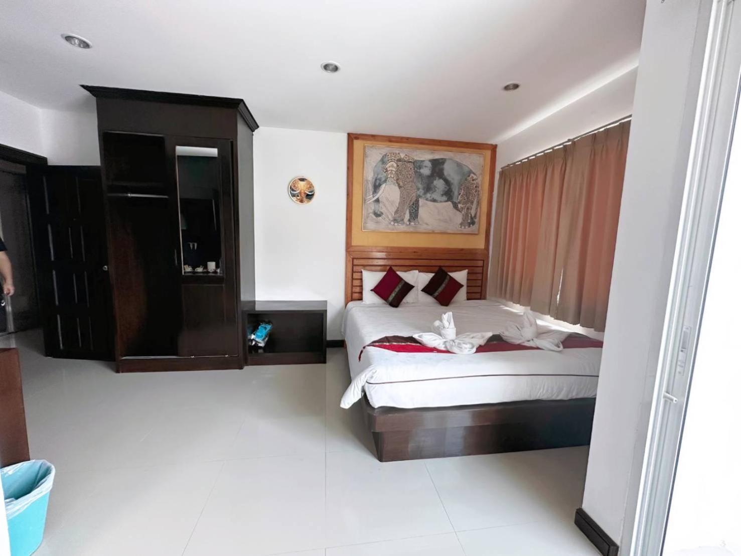 Patong Abby'S House Hotel מראה חיצוני תמונה