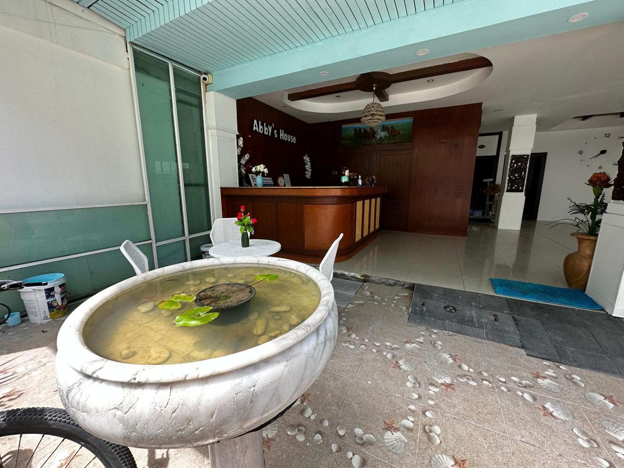 Patong Abby'S House Hotel מראה חיצוני תמונה