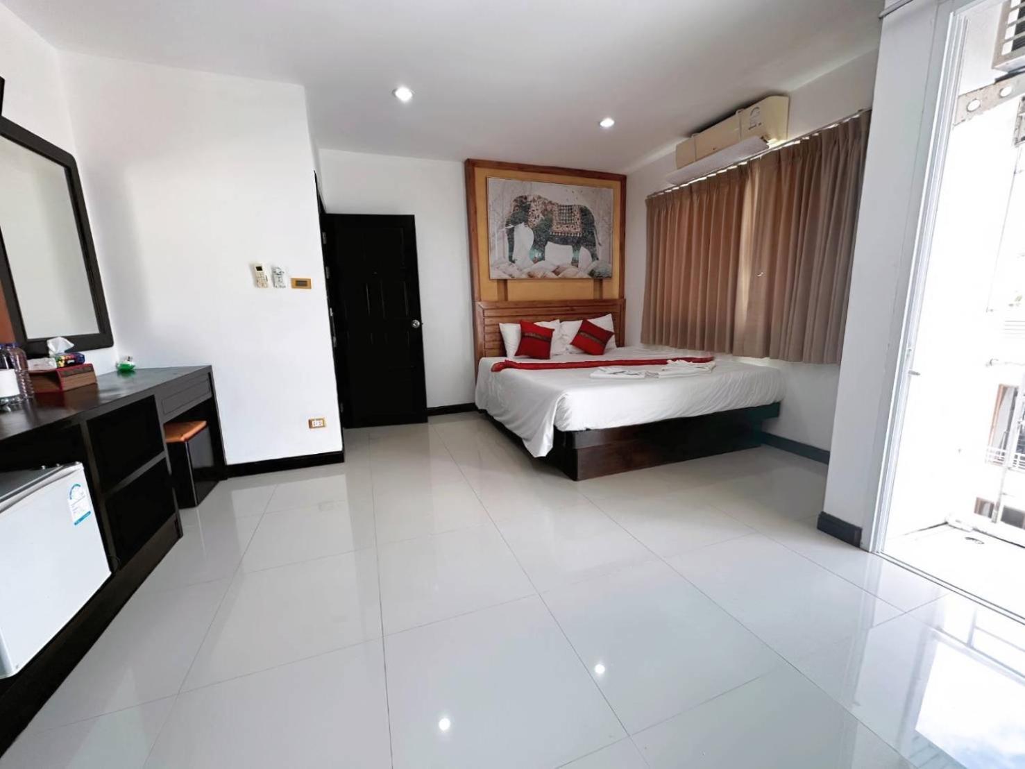 Patong Abby'S House Hotel מראה חיצוני תמונה